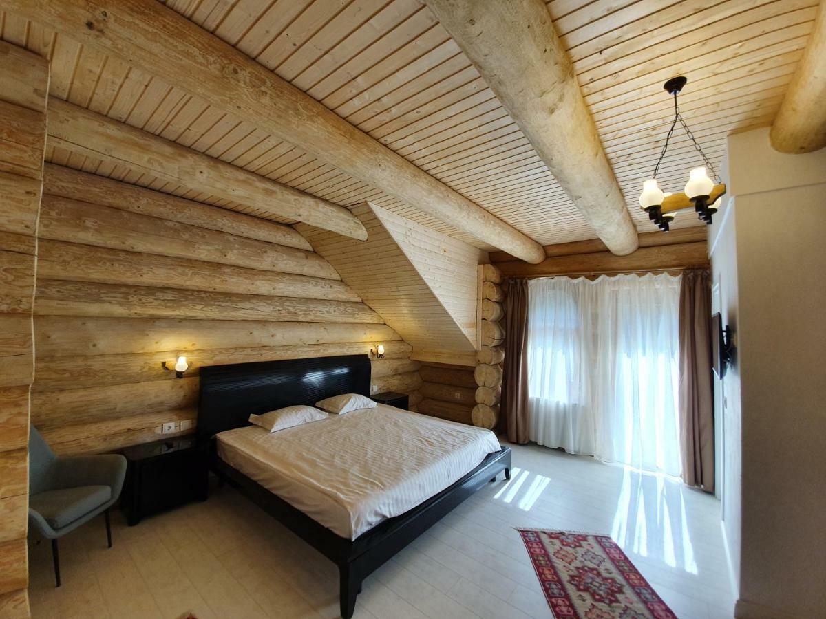 Casa Cartianu Hotel Târgu Jiu Eksteriør billede